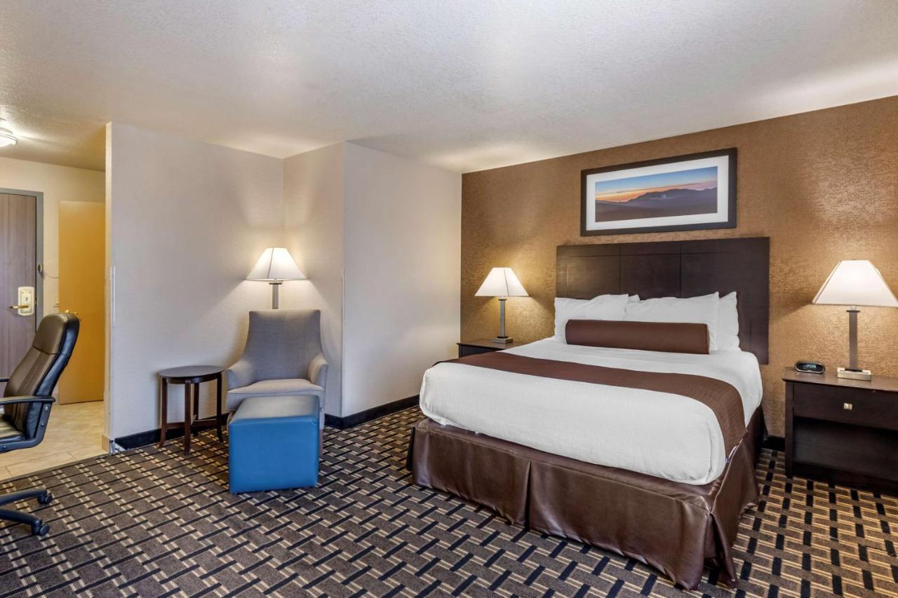 Best Western Plus Las Vegas West Екстериор снимка