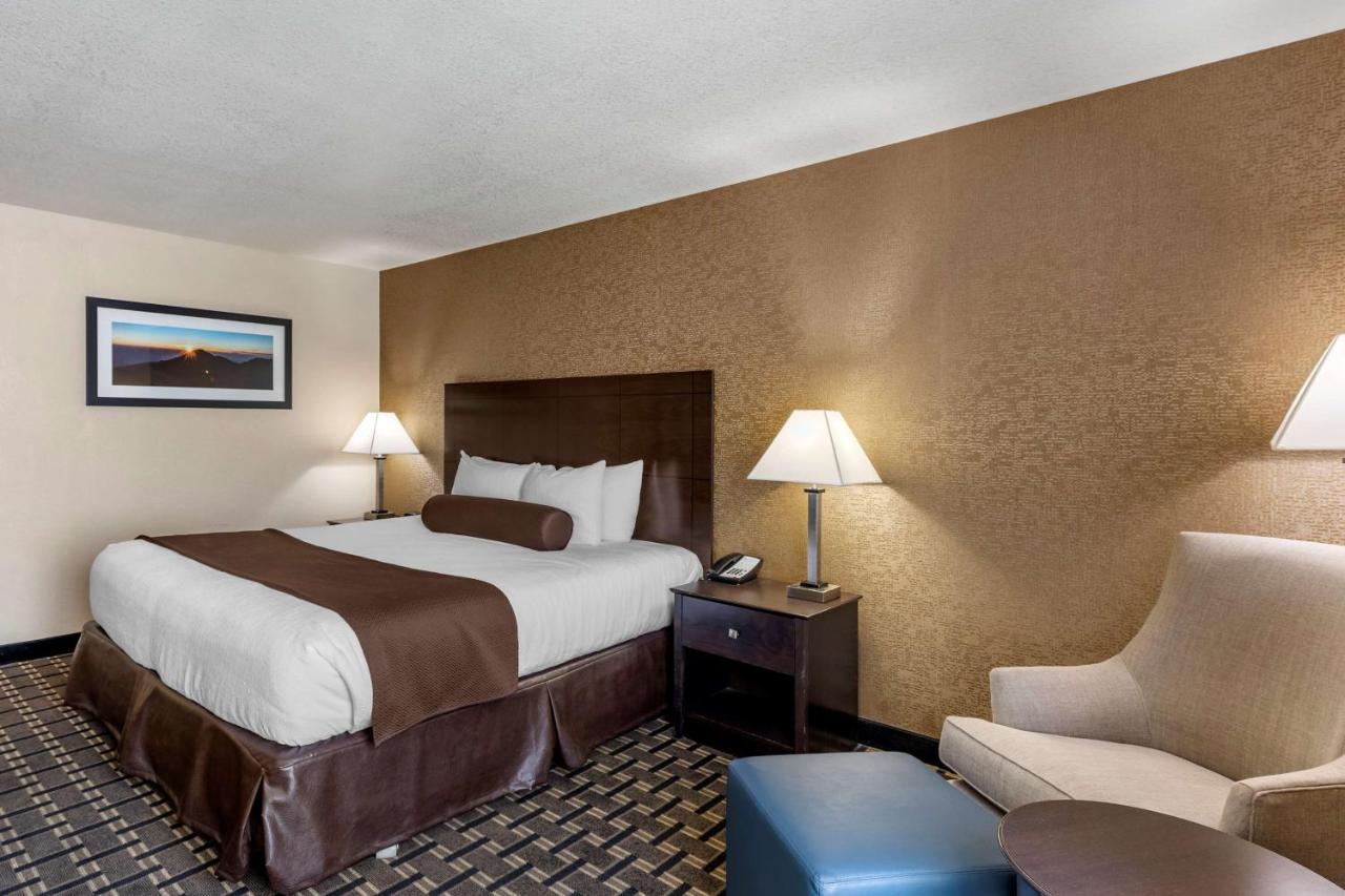 Best Western Plus Las Vegas West Екстериор снимка