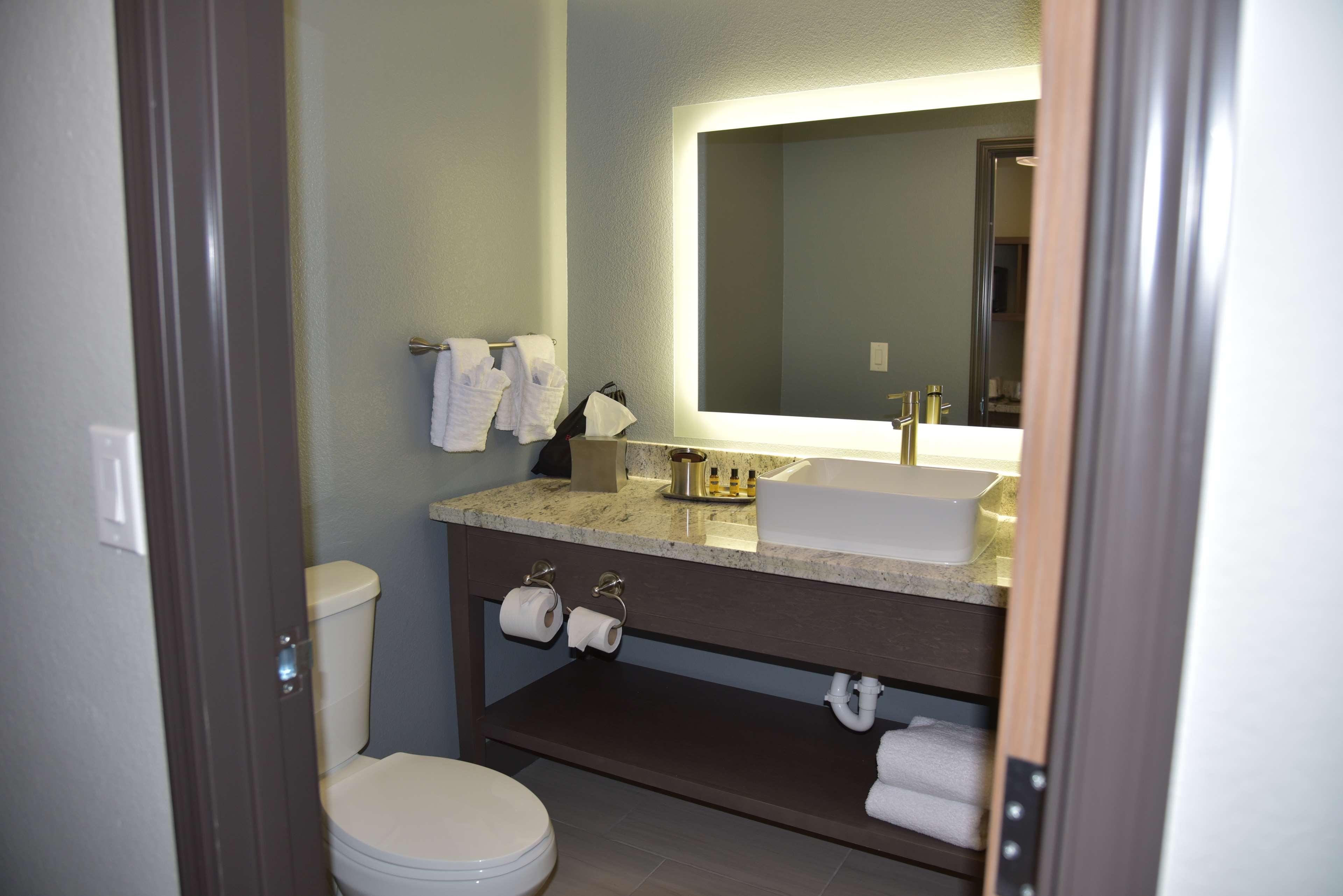 Best Western Plus Las Vegas West Екстериор снимка